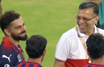 Virat Kohli meets LSG Sanjiv Goenka after the match